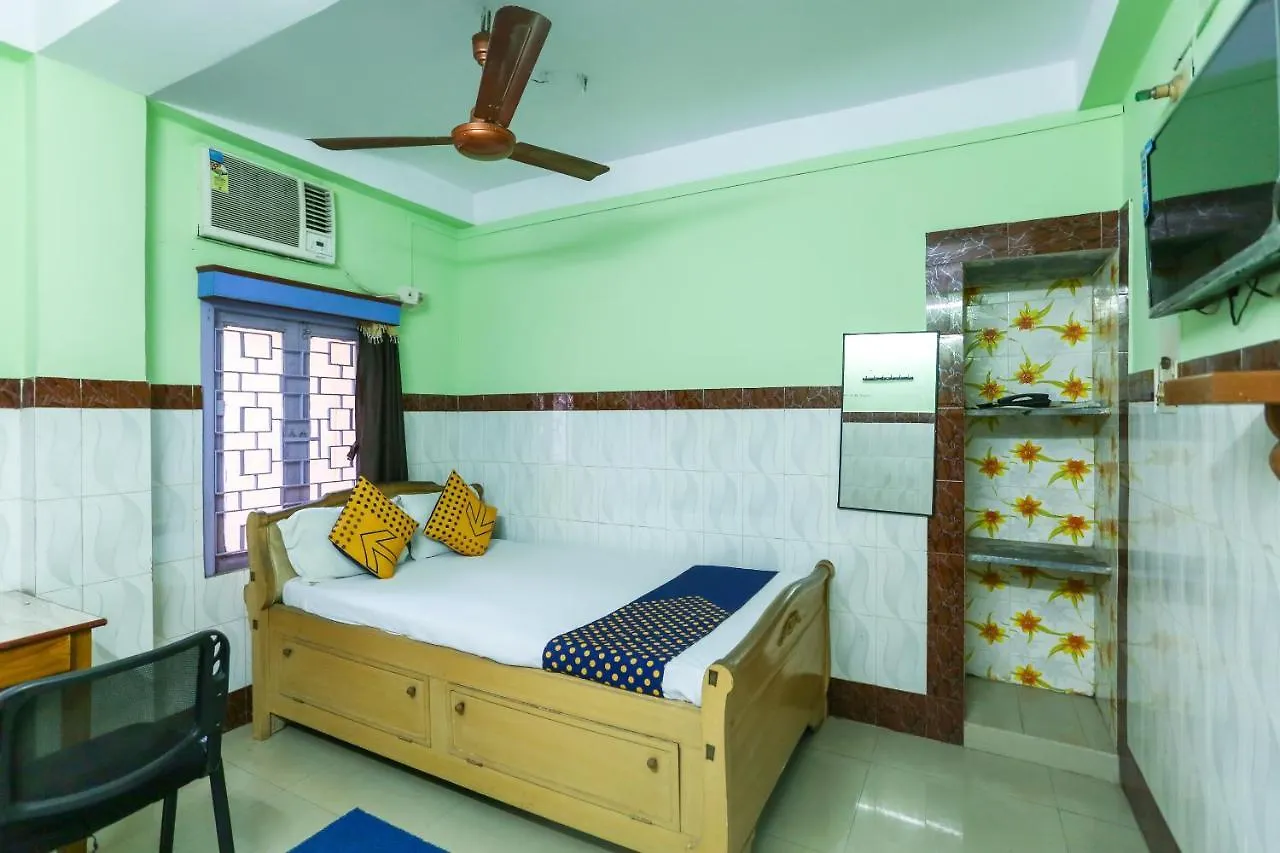 ***  Oyo 73902 Vyttila Residency Hotel Kochi India