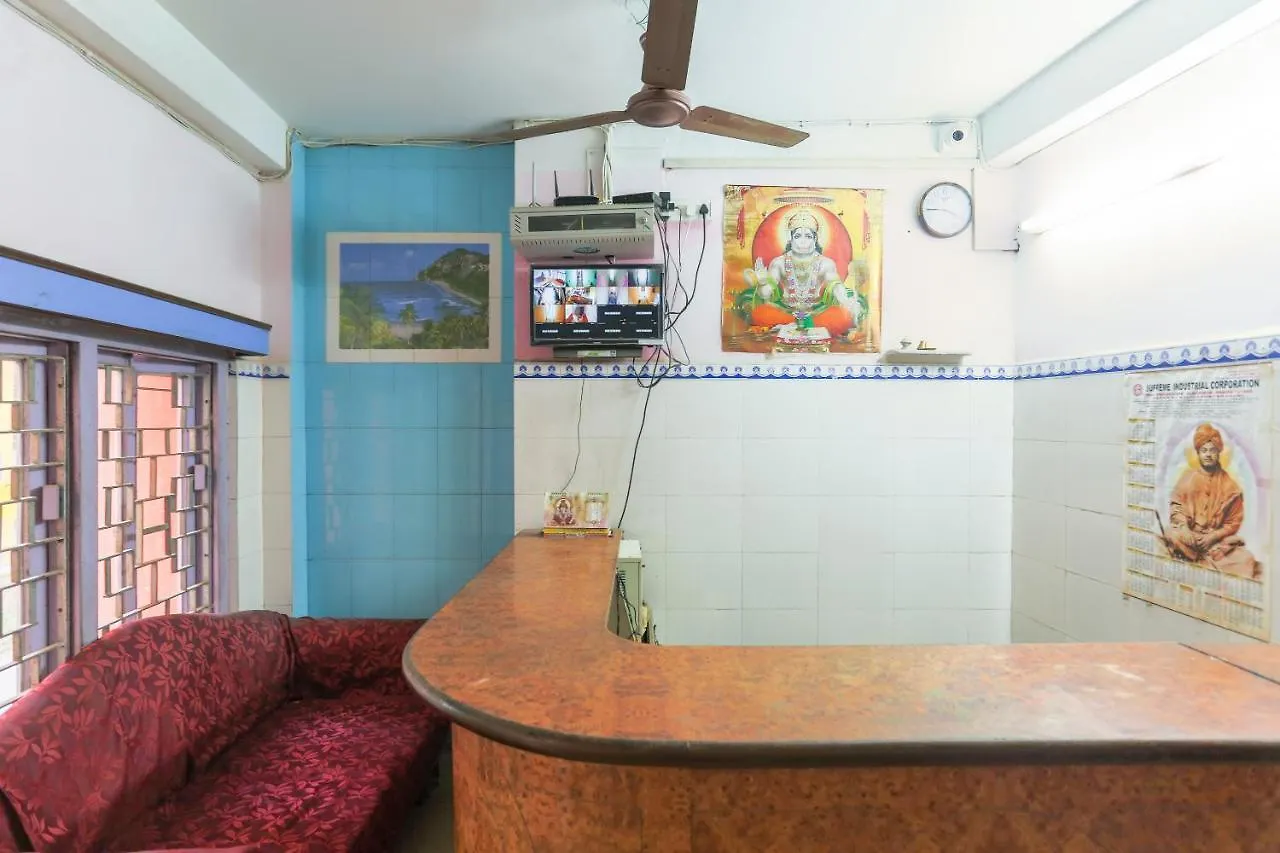 Oyo 73902 Vyttila Residency Hotel Kochi